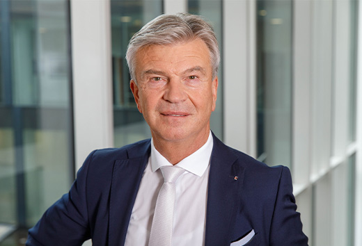 Generaldirektor DDr. Werner Steinecker MBA (Vorsitzender des Vorstands) (Photo)